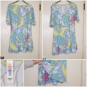 Lularoe Perfect T Mint/Blue Size L Top